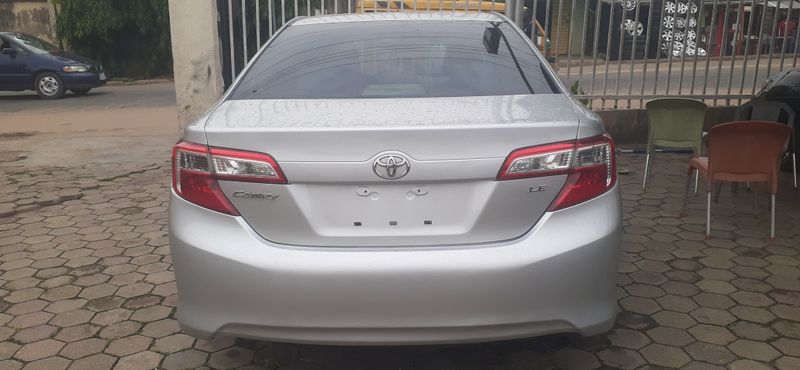 Thumbnail 5 of 2012 Toyota Camry LE